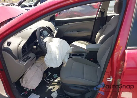 2020 Hyundai Elantra Se z USA, uszkodzony, nr VIN 5NPD74LF3LH606856